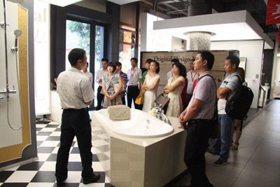 携手营销，问鼎财富 建材销售新策略